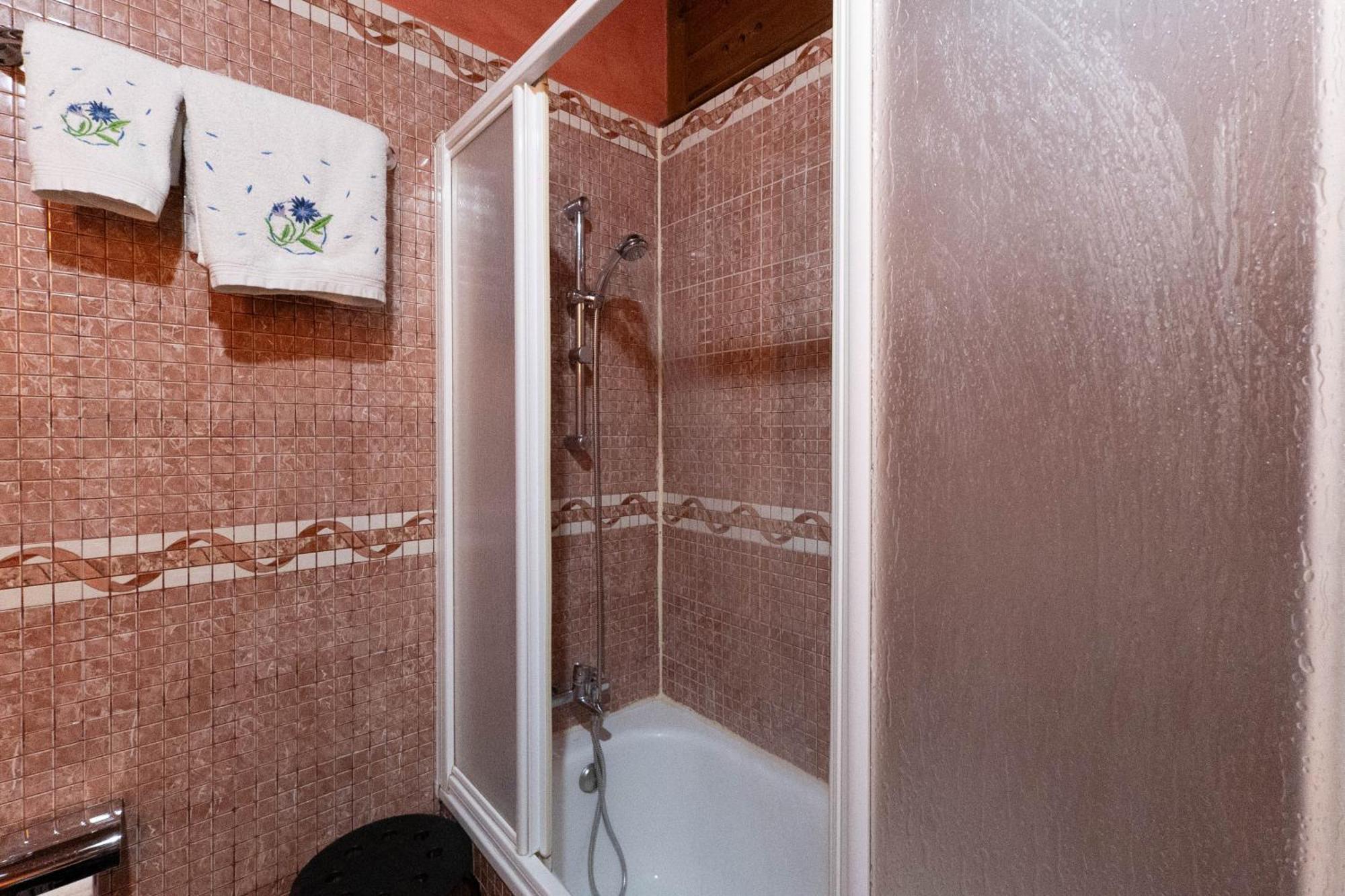 Apartamentos Rurales San Feliz Pola de Lena Exteriör bild