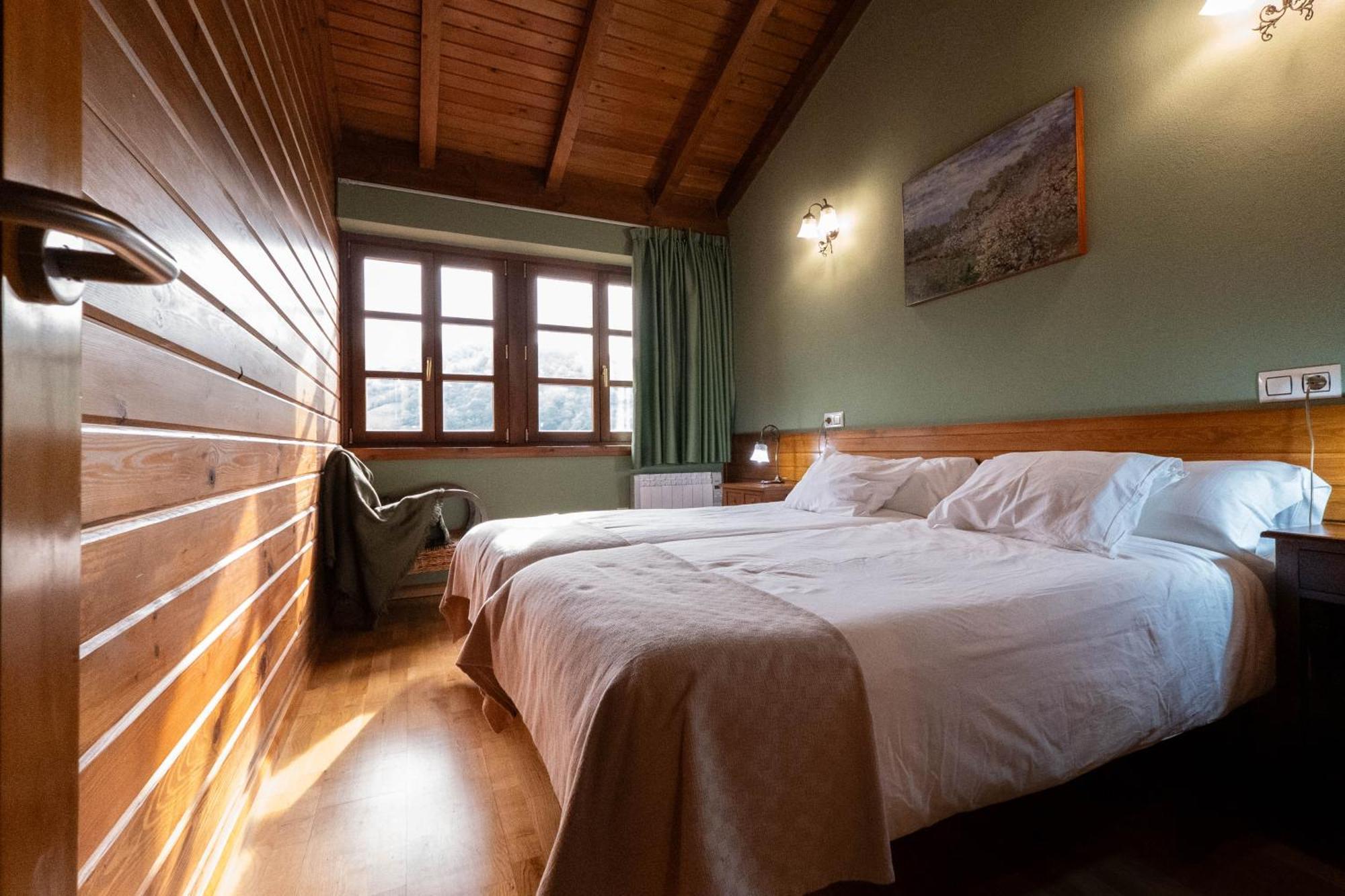 Apartamentos Rurales San Feliz Pola de Lena Exteriör bild